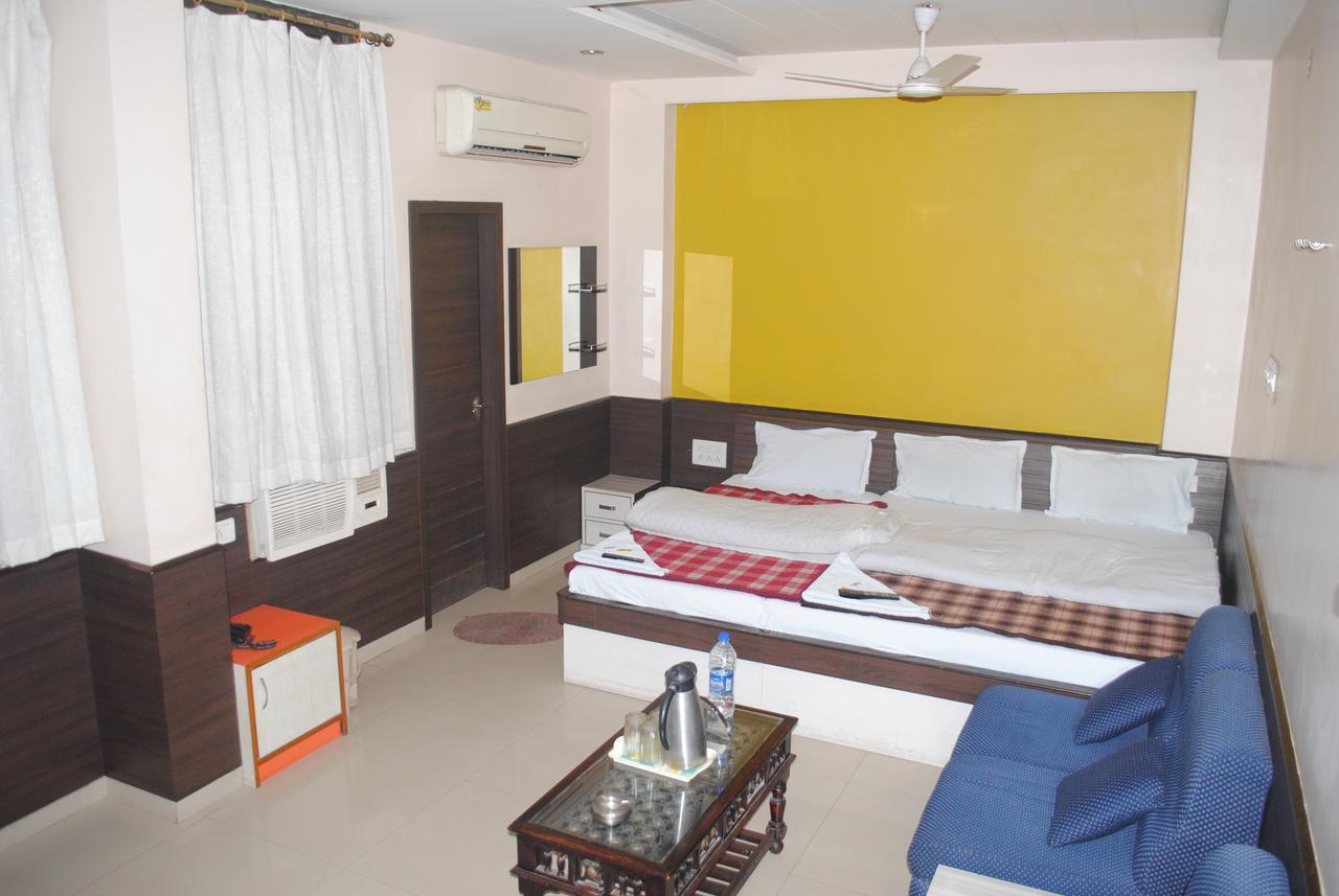 Hotel Vinayak Palace Nawalgarh Buitenkant foto